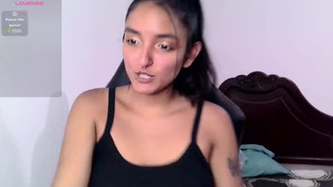 Snapshot of ari_20_ chatting on September 29, 11:53 pm Bella online show from September 29, 11:53 pm