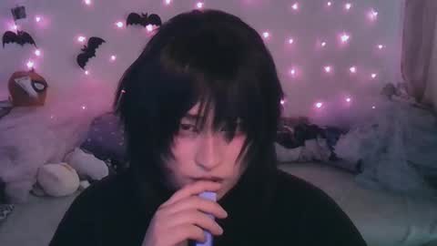 Ahri online show from February 2, 8:35 am