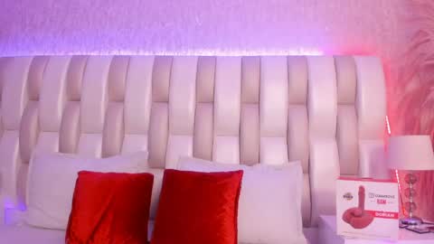 ari_lynn_ online show from April 29, 3:10 am