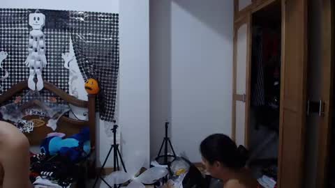 Snapshot of aria_arthur chatting on November 2, 12:51 pm aria_arthur online show from November 2, 12:51 pm