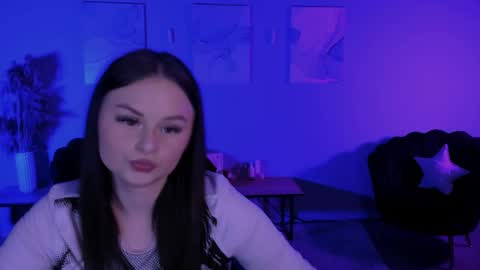 aria_blaze_ online show from April 25, 1:41 pm