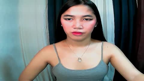 Snapshot of aria_fucks chatting on October 27, 1:31 am ARIA online show from October 27, 1:31 am