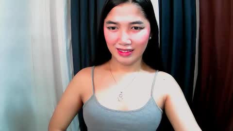 Snapshot of aria_fucks chatting on November 5, 6:24 am ARIA online show from November 5, 6:24 am