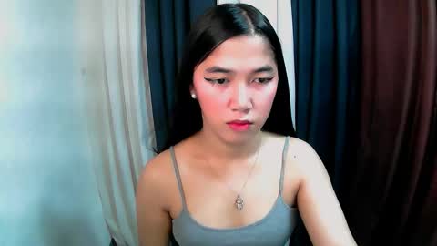 Snapshot of aria_fucks chatting on December 1, 2:27 am ARIA online show from December 1, 2:27 am