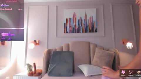 Aria  online show from February 7, 9:37 am