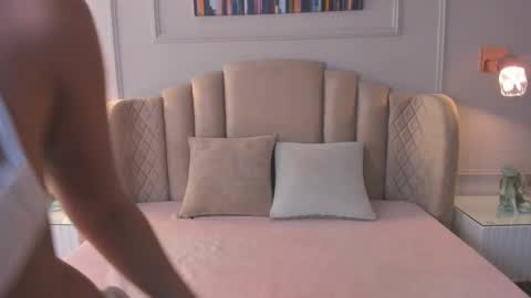 Aria  online show from February 20, 2:51 am