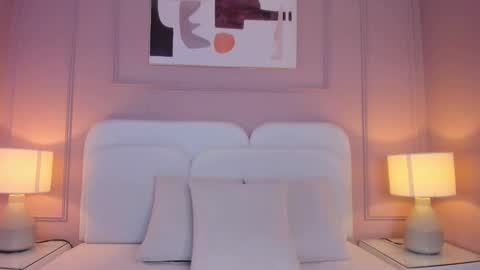 Aria  online show from December 21, 1:02 am