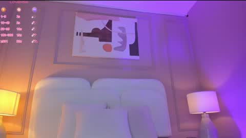 Snapshot of aria_greco chatting on July 17, 2:51 am Aria online show from July 17, 2:51 am