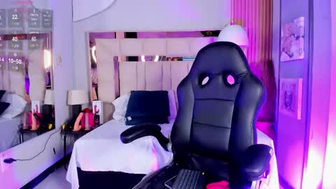 Aria Jones online show from March 12, 10:16 pm