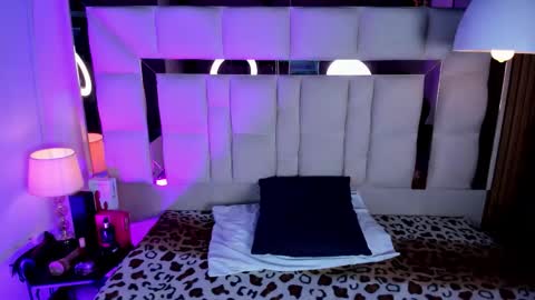 Aria Jones online show from March 27, 10:31 pm