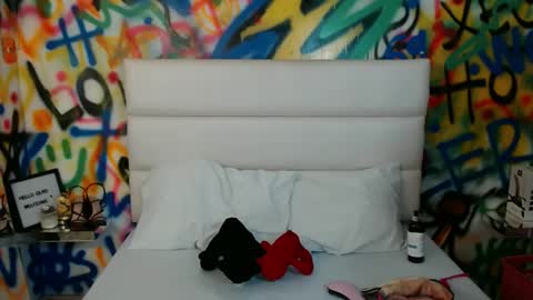 aria online show from January 19, 11:58 am