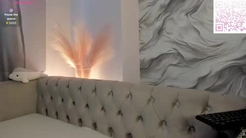 Snapshot of aria_mila chatting on September 24, 10:40 am aria_mila online show from September 24, 10:40 am