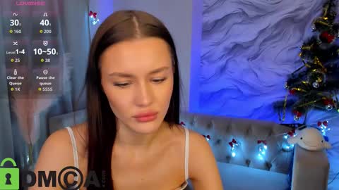 aria_mila online show from December 22, 11:29 am