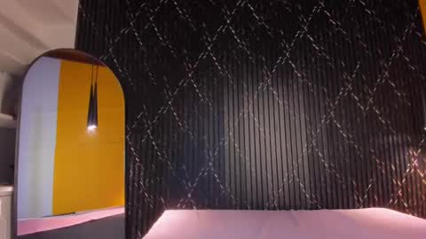 Aria Millers  online show from November 8, 11:21 am