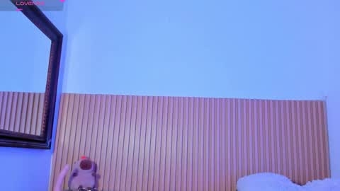 Aria Millers  online show from December 16, 4:01 pm