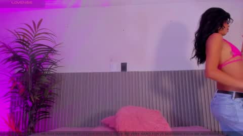 Aria Millers  online show from March 4, 11:27 am