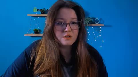 aria_mist online show from January 16, 9:57 am