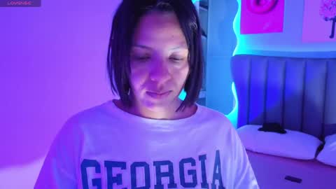 Aria online show from April 10, 2:44 pm