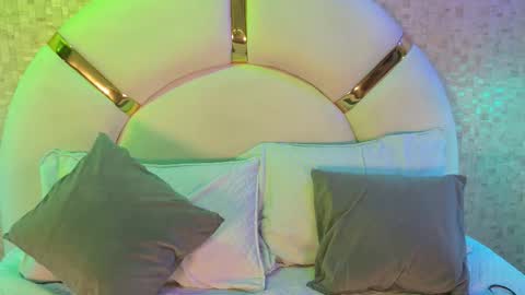 Snapshot of aria_sm chatting on December 14, 3:12 am aria_sm online show from December 14, 3:12 am