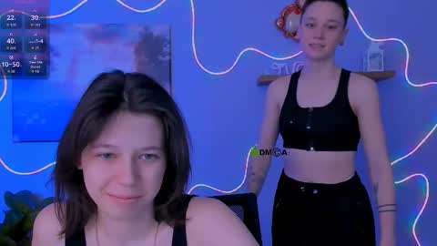 aria_wild_ online show from March 15, 9:37 am