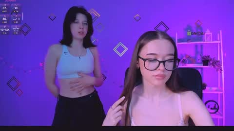 Snapshot of aria_wild_ chatting on June 4, 7:42 pm aria_wild_ online show from June 4, 7:42 pm