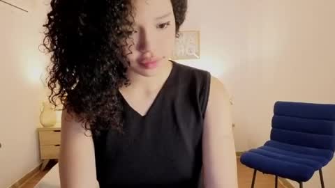 ariaa_23 online show from April 17, 12:30 pm