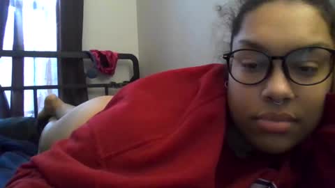 Aria D online show from December 16, 4:49 pm