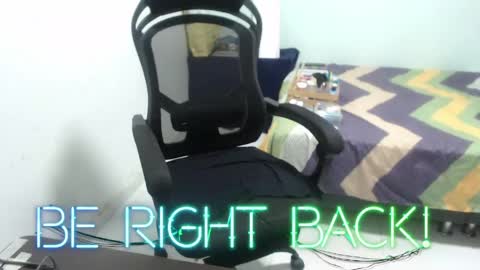 ...Ariana... online show from April 18, 7:07 pm