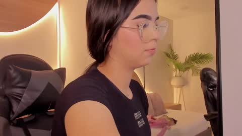 A R I A D N A online show from February 19, 7:54 pm