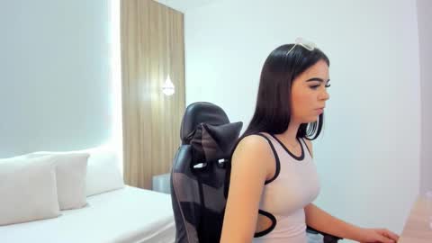 A R I A D N A online show from February 20, 7:36 pm