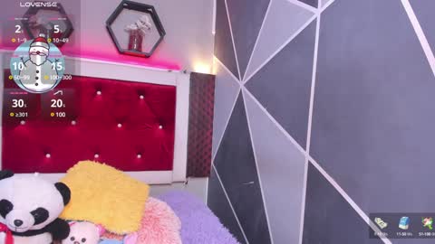 Snapshot of ariadna_evangeline chatting on December 7, 2:31 am Angel online show from December 7, 2:31 am