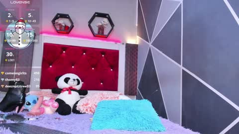 Snapshot of ariadna_evangeline chatting on December 9, 6:23 am Angel online show from December 9, 6:23 am