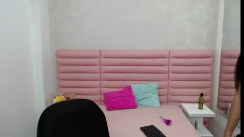 ARIADNA online show from February 2, 3:32 am