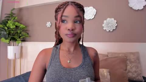 Aria Foster online show from November 29, 3:53 am