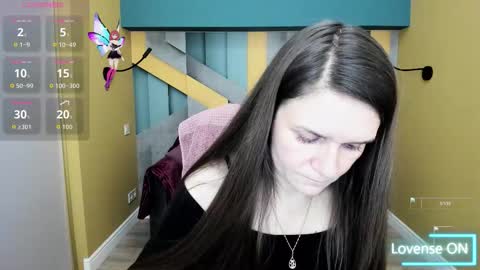 AriaGray online show from December 4, 2:59 pm