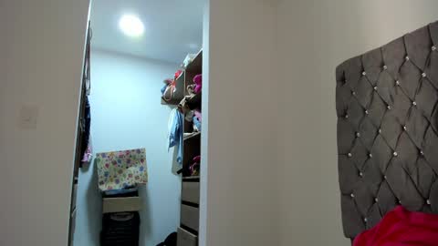 Snapshot of ariamontgomeryyy chatting on January 7, 8:52 pm Aria Montgomery online show from January 7, 8:52 pm