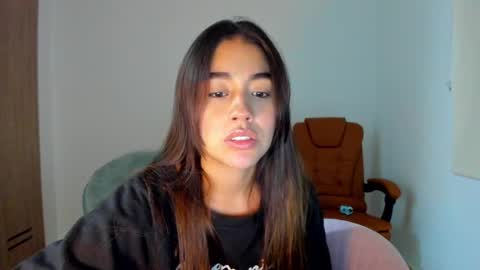 Snapshot of ariamontgomeryyy chatting on February 24, 8:27 am Aria Montgomery online show from February 24, 8:27 am