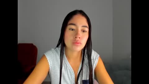 Snapshot of ariamontgomeryyy chatting on March 12, 9:44 am Aria Montgomery online show from March 12, 9:44 am