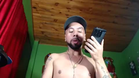 arian pervert online show from December 30, 3:57 pm