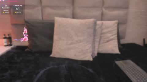 Snapshot of ariana__parker chatting on May 15, 4:41 am ariana__parker online show from May 15, 4:41 am