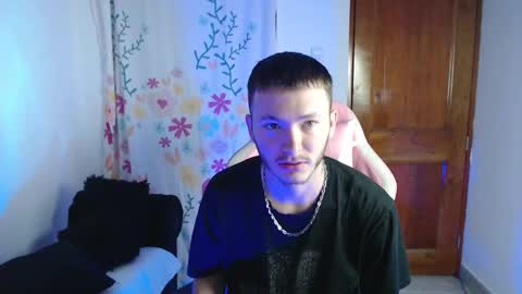 ariana_esteban07 online show from March 3, 10:32 am