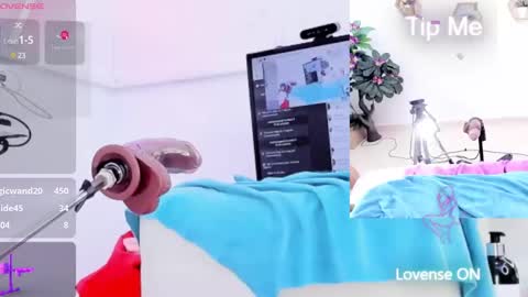 ariana  girl online show from March 5, 5:18 am