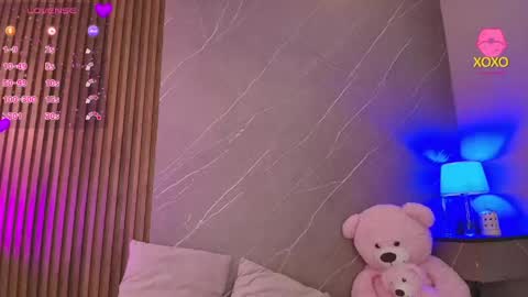 Ariana online show from April 21, 12:00 pm