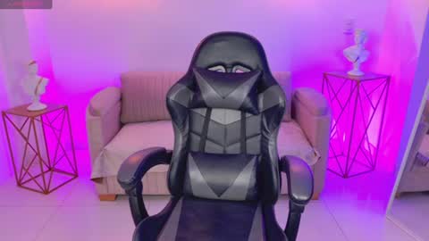 Snapshot of ariana_monroe01 chatting on July 29, 11:36 pm Ariana online show from July 29, 11:36 pm