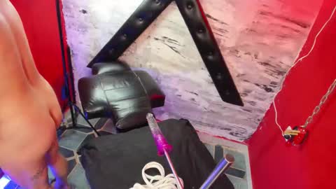 Adriana online show from February 5, 11:59 am