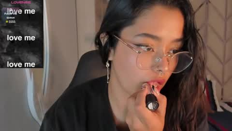 Ariana  online show from December 2, 8:44 pm