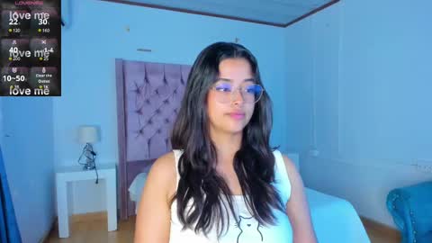 Ariana  online show from December 9, 7:29 pm