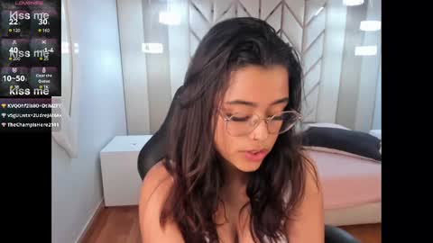 Ariana  online show from December 24, 5:49 am