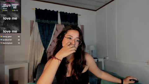 Ariana  online show from December 29, 6:35 am