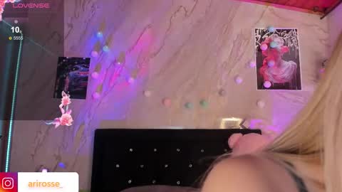 Ariana  online show from September 8, 4:50 pm